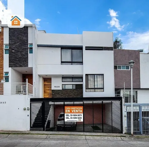 Casa En Venta De 3 Recamaras Y Roof Garden En Paisajes Del T - foto 1