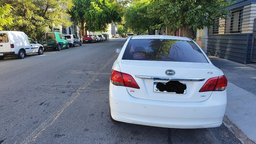 Imagen 6 de 10 de Byd F3 New 1.5 Gsi