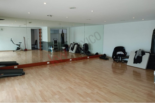 Renta De Departamento Duplex, 2 Recamaras Y Cajón Independiente En Georgia, Nápoles