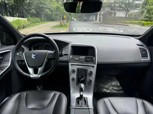 Volvo XC60 2.0 T5 Awd Summum