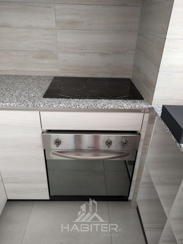 Departamento En Venta De 2 Dorm. En Santiago