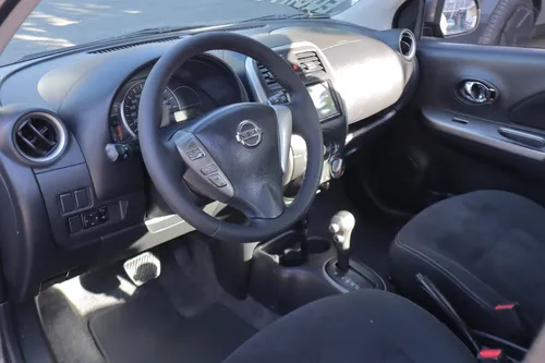 Nissan March 1.6 Advance At