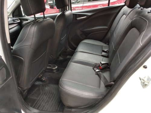 Imagen 9 de 14 de Fiat Cronos 2019 1.8 16v Precision