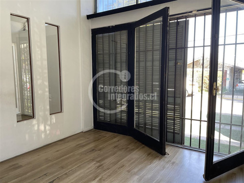 Casa En Arriendo, Servicios Profesionales En Vitacura ,