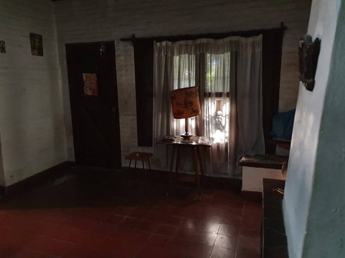 Imagen 6 de 9 de Casa En Venta En Villa Luzuriaga