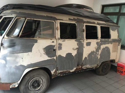 Kombi 6 Portas, Volkswagem Kombi 6 Portas