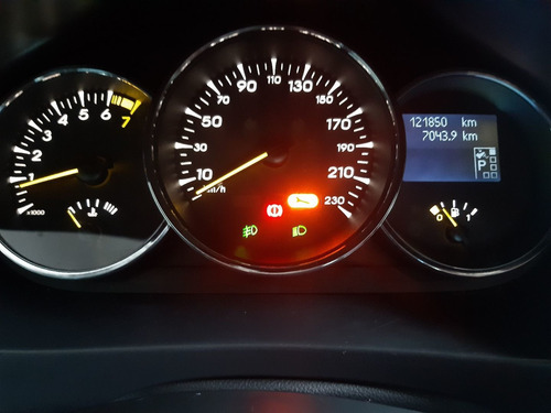 Renault Fluence 2013 2.0 Dynamique X-tronic Hi-flex 4p