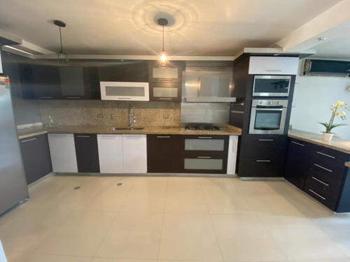 Imagen 3 de 13 de Townhouse En Alquiler Manantial Naguanagua Valencia