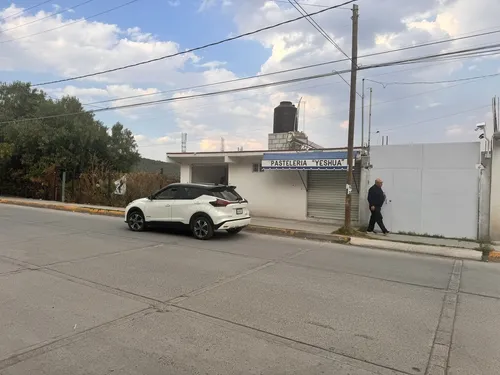 Casa Recién Construida Con Oportunidad De Gran Patio