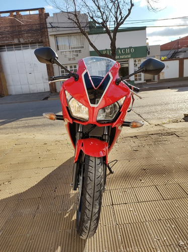 Honda Cbr300r