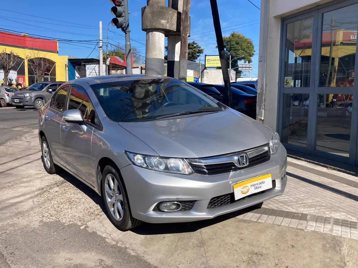 Honda Civic 1.8 Exs At 140cv