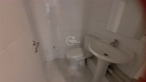 Arriendo Oficina, La Dehesa, 100 M2, 2 Baños, 2 Estacionam.