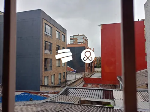Casa En Niveles En Venta En Nicolás De Federmann 3 Habitaciones , 2 Estudios