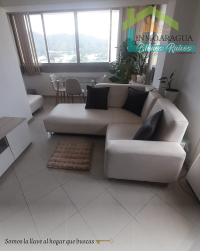 Apartamento En Venta Semiamoblado/urb. Andrés Bello/ Yp1390