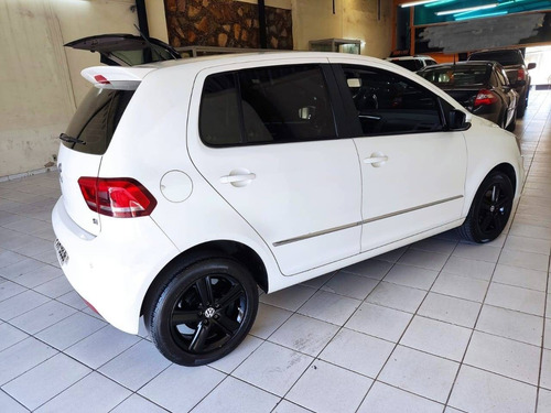 Imagem 7 de 13 de Volkswagen Fox 1.6 Msi Highline 16v Flex 4p Manual