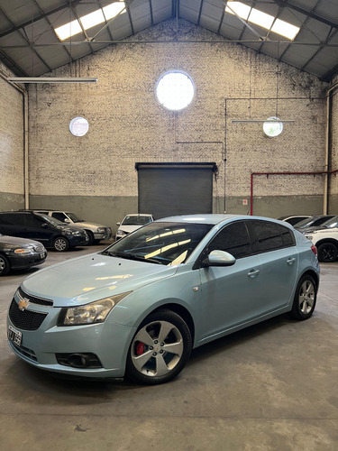 Chevrolet Cruze 1.8 Lt Mt 5 p