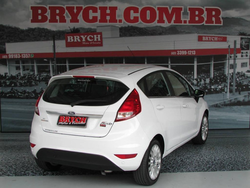 Ford New Fiesta Hatch 1.6l Titanium