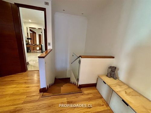 Departamento En Arriendo De 4 Dorm. En Las Condes