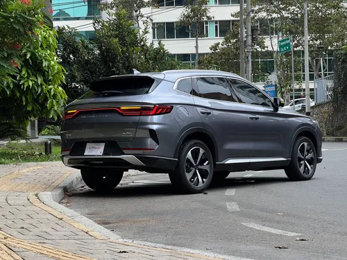 BYD Song Plus 1.5 Dm-I Gl