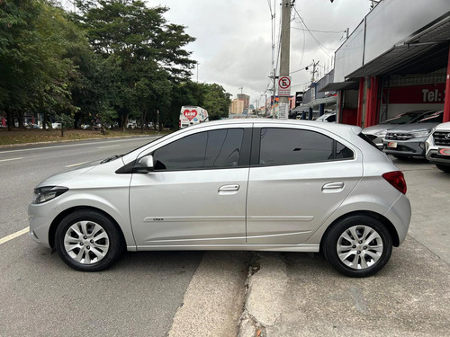 Chevrolet Onix 1.4 MPFI LT 8V FLEX 4P AUTOMÁTICO