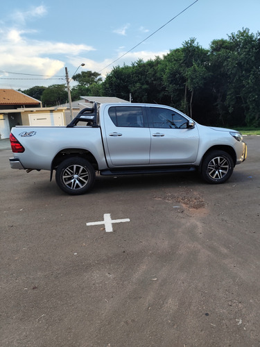 Toyota Hilux 2.8 Tdi Srv Cab. Dupla 4x4 Aut. 4p