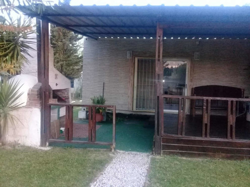 Imagen 7 de 18 de Casa De Contenedor, Muy Comoda, Excelente Terreno