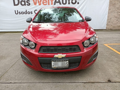 Imagen 2 de 12 de Chevrolet Sonic Lt Aut 2015