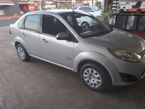 Imagem 1 de 9 de Ford Fiesta Sedan 2013 1.6 Pulse Flex 4p