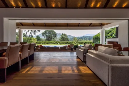 Casa En Venta Mas Terreno En Avandaro Valle De Bravo