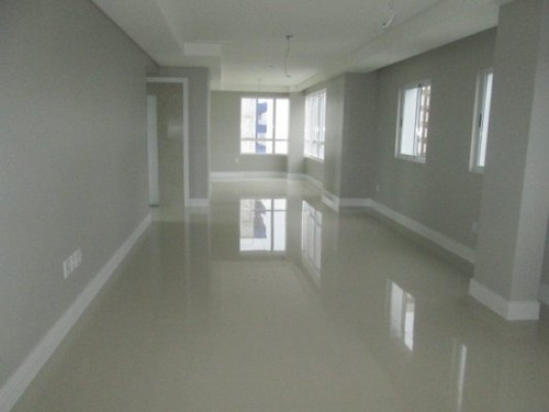 Imagem 2 de 11 de Apartamento Centro Balneãrio Camboriã¿ - 103951
