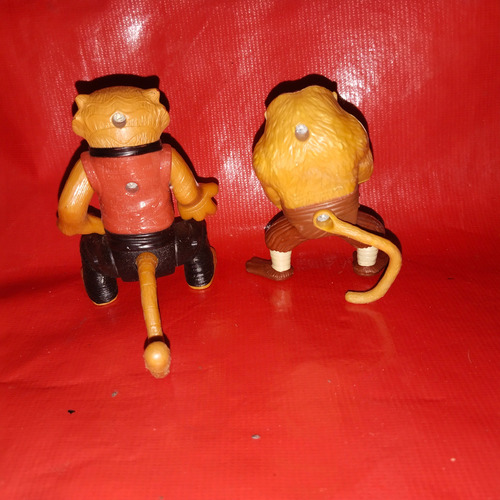 2 Figuras De Kung Fu Panda El Guerrero Dragon De Uso (Usado)