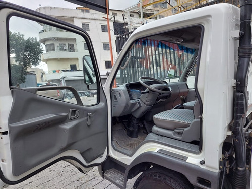 Imagen 7 de 10 de Mitsubishi Canter