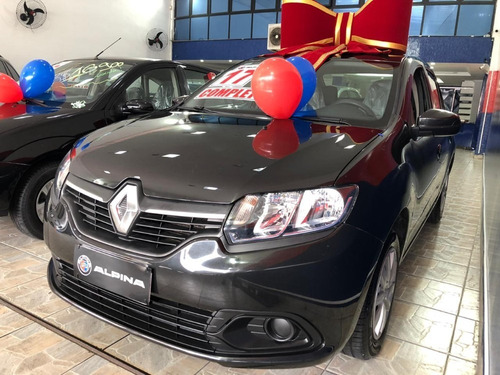 Renault Logan Expression 1.6 2017