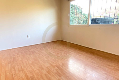 Casa En Venta, 4 Dormitorios, Las Condes
