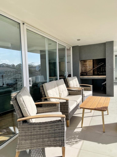 Imagen 5 de 13 de Con Muebles En Carrasco Sur, Venta O Alquiler!