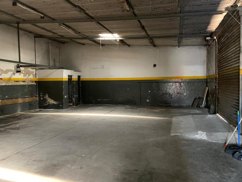 Imagen 14 de 30 de Local Comercial Y Galpón 1450 M² Cub. - Frente A 3 Calles Sobre Avenida - S.justo (ctro)