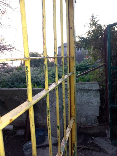 Imagen 3 de 4 de Puerta Reja