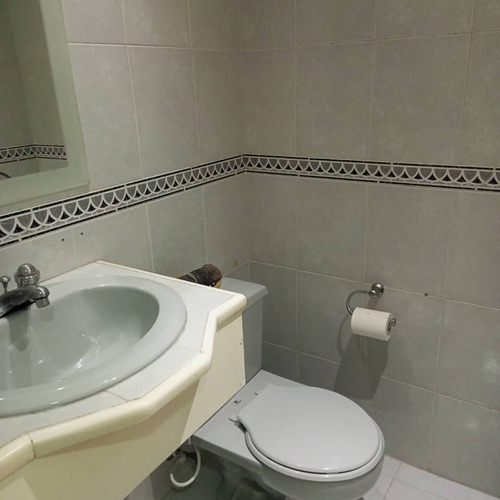 Apartamento En Res. Churún Merú Urb. La Trigaleña Alta Val
