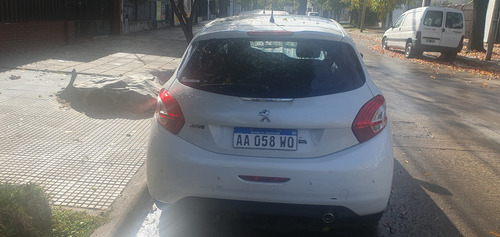 Peugeot 208 1.6 Allure Touchscreen