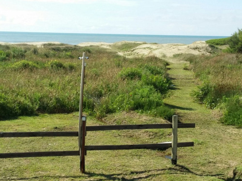 Casa Vista Al Mar De 3 Dormitorios - Barra Chuy Uruguay