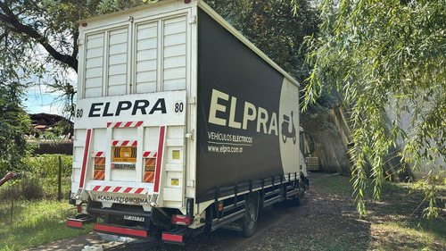Camion Con Caja Especial De Doble Altura Hidraulica