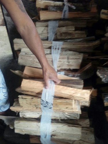 Bolsa O Paquetes De Leña 10 Kilos Para Tus Sopa Y Parrillas