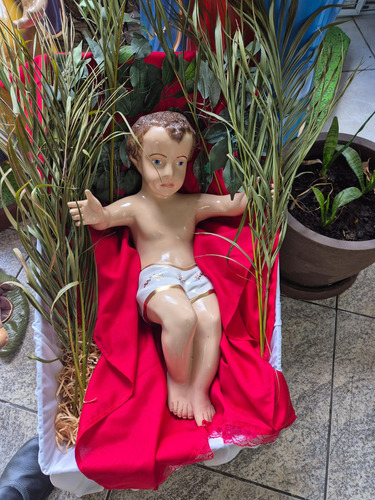 Imagem Promoção Maria José, Menino 130 Cm Resina G R A N D E