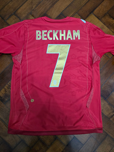 Camiseta Alternativa Inglaterra 2008/09, Beckham 7 Talle M (Usado)