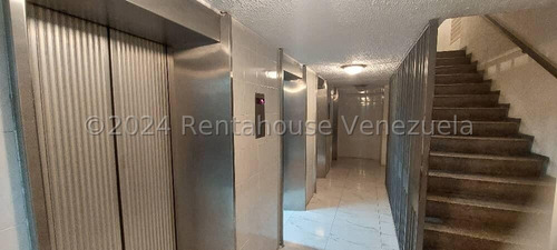 Gran Oportunidad En La Candelaria Apartamento En Venta Piso 6/ Hairol Gutiérrez