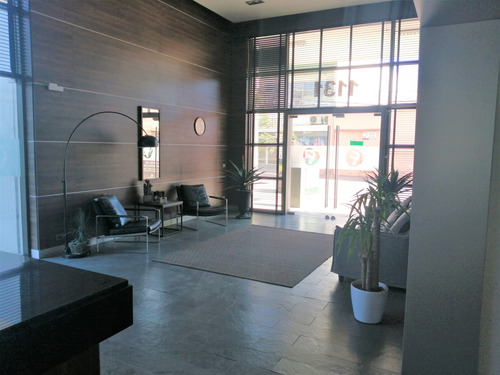 Edificio Los Carrera (1 Est. 1 Bod.) Vista Oriente Piso 10