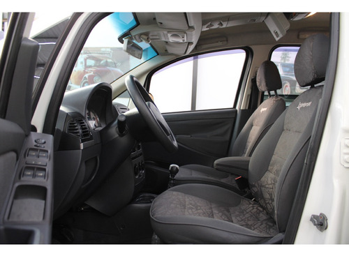 Fiat Idea 1.8 MPI ADVENTURE 8V FLEX 4P MANUAL