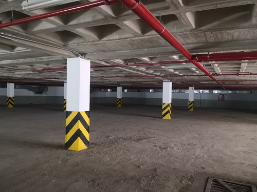 Imagen 5 de 11 de Alquila Tu Local En Unare I , 3 Meses De Gracia Para Que Remodeles, Inicia Tu Negocio En La Mejor Ubicación Puerto Ordaz, Anticípate A Esta Gran Oportunidad De Alquiler