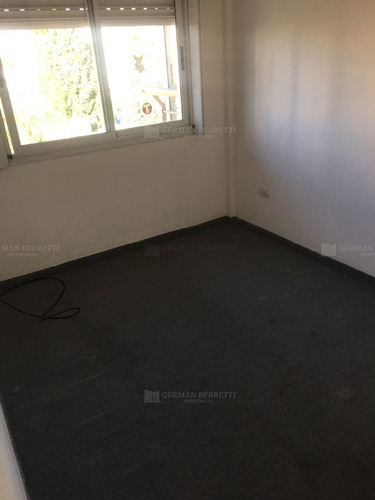 Departamento En Alquiler Ubicado En Lanús Este, Lanús