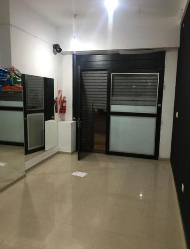 Plaza Irigoyen E/ Diag. 75 Y Av. 60 - Local Comercial